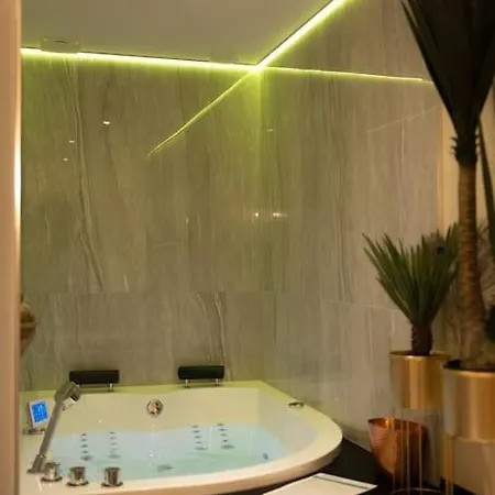 Apartament Dubai & Balneo *